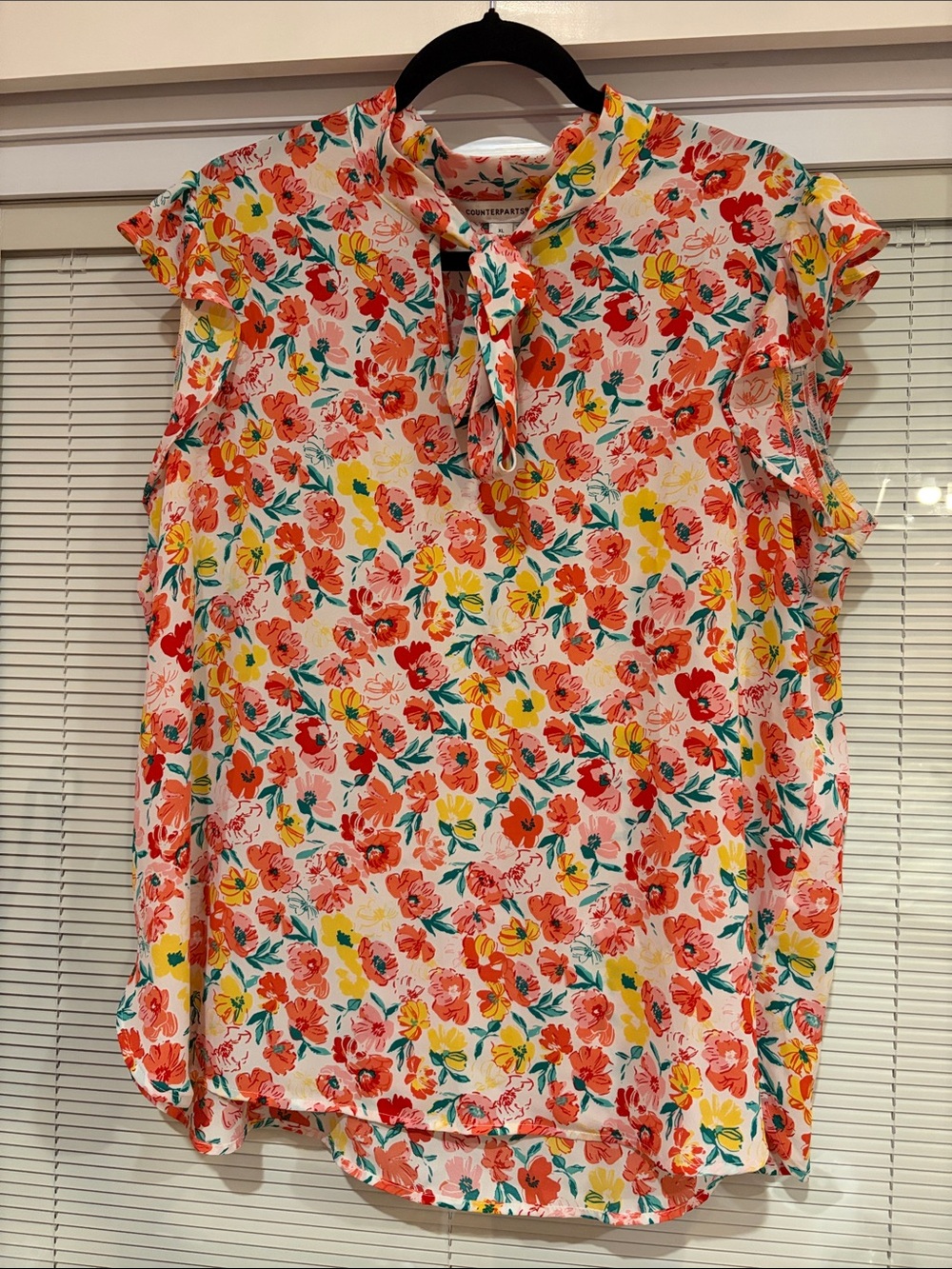Counterparts White Frilly Sleeve Floral Blouse Size XL